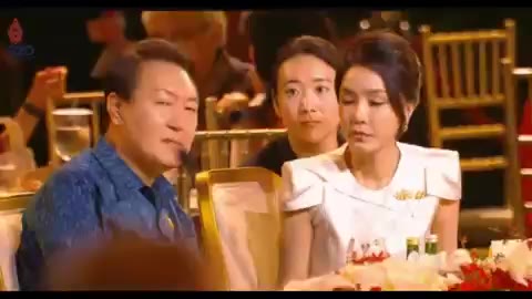 나가~~ 윤석열 김건희 나만가 둘다 잡으러왔다는데요 당황 억울 정치