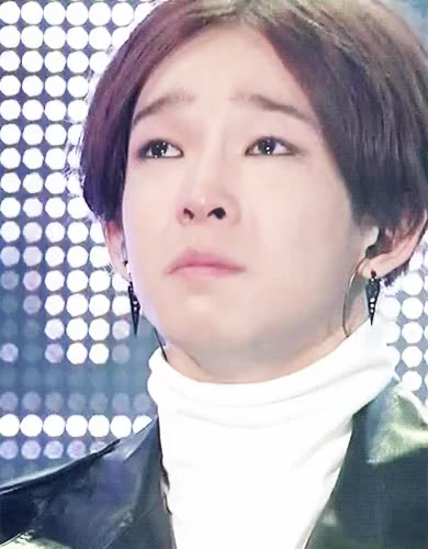 남태현 슬픔 ㅠㅠ 울음
