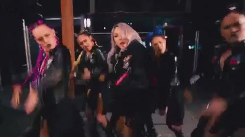 CL 과격 뮤비 이렇게 춤