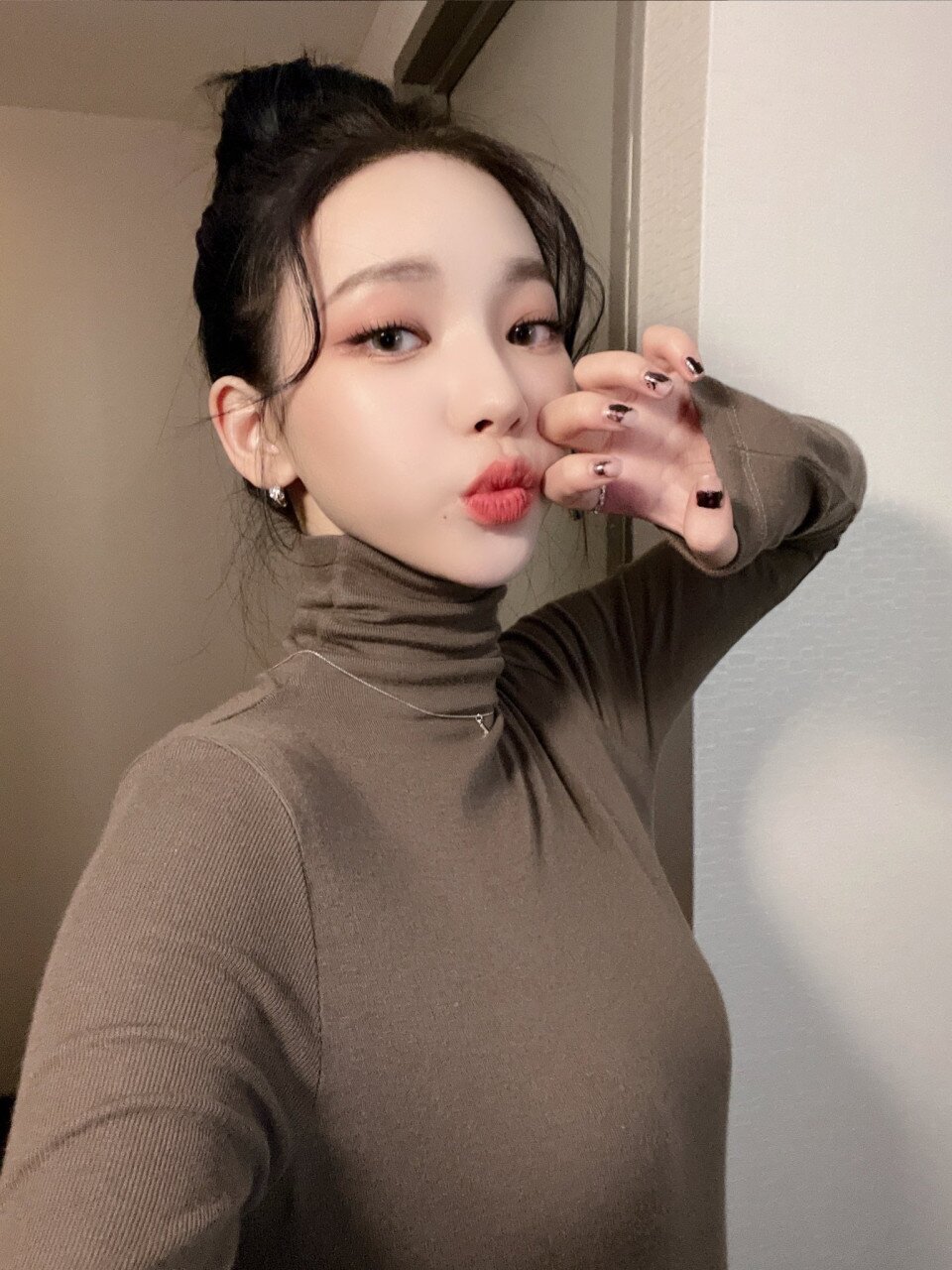 카리나 셀카 짤방 여친짤 에스파 예쁜 아이돌 걸그룹 AESPA Karina