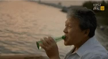 주식 떡상 상한가 좋아 소주 먹다가 반전