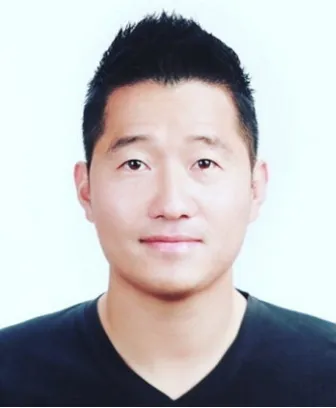 김인우증명사진