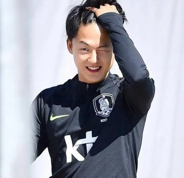 이승우 윙크