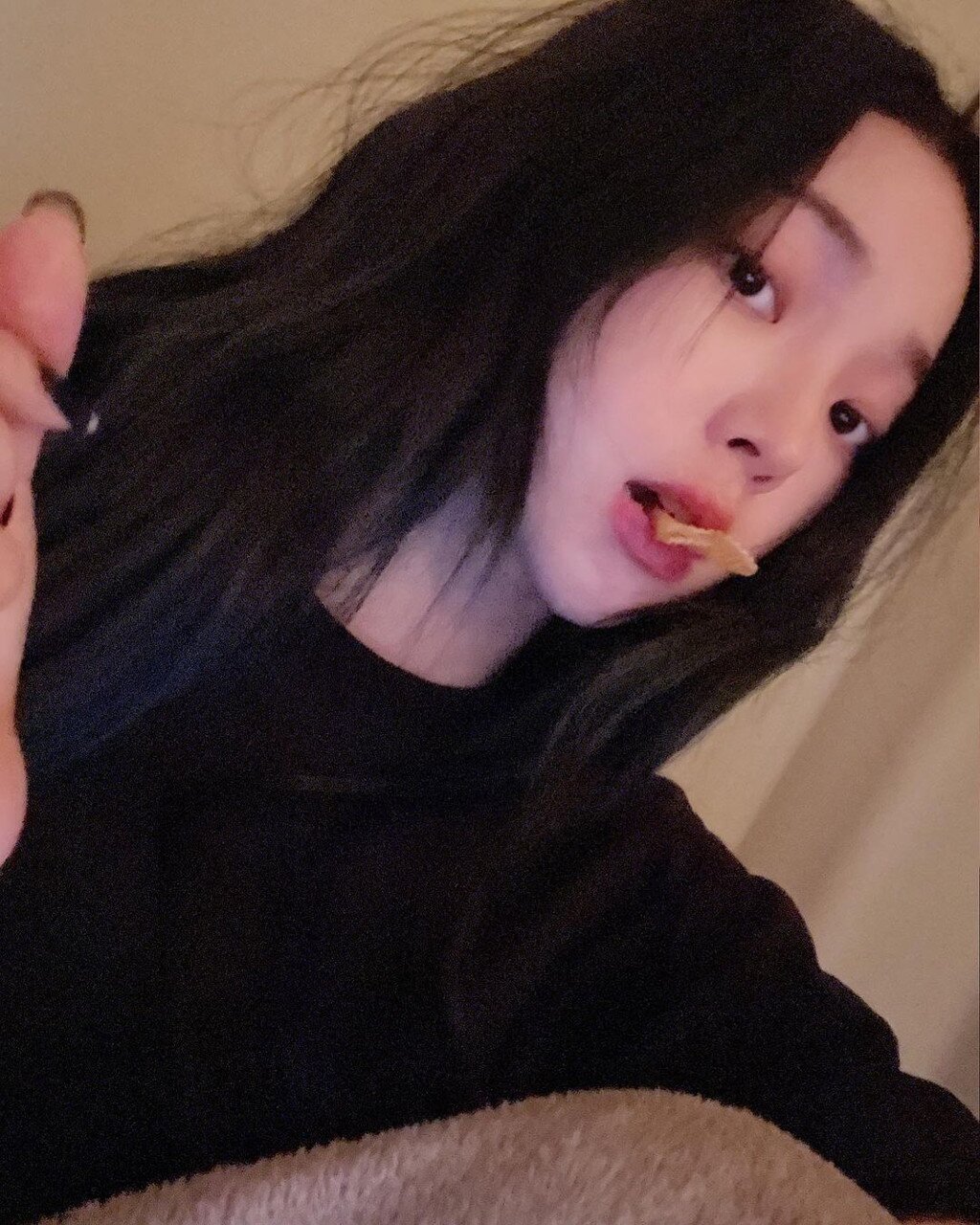 카리나 셀카 짤방 여친짤 에스파 예쁜 아이돌 걸그룹 AESPA Karina