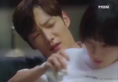 최진혁 백허그 송하윤 MBN 수목드라마 마성의 기쁨