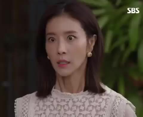 그녀로 말할 것 같으면