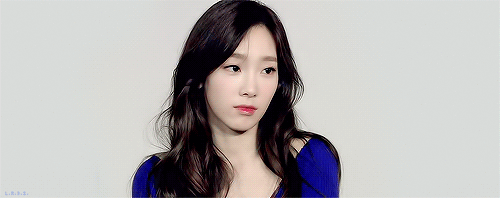 탱구 소녀시대 태연 움짤 미소 실소 놀람