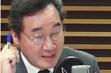 나겨비 수박 으깨기 괴력 손아귀 파괴 충격 상남자