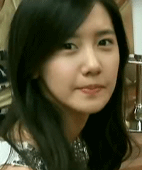 윙크하는 소녀시대 윤아 움짤