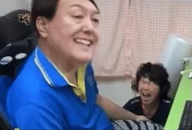 썩열 윤석열 웃음 오열 킹받는 표정 광기 조롱