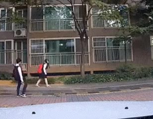 고딩 커플 블박 레전드 GIF