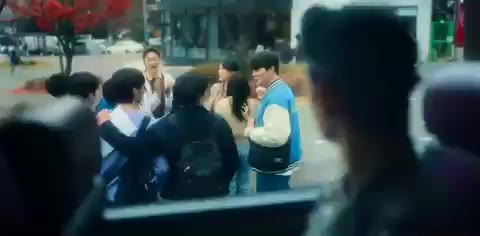 DP 디피 구교환 한호열 황당 어이없음 짜증 넷플릭스 뒤돌아보기