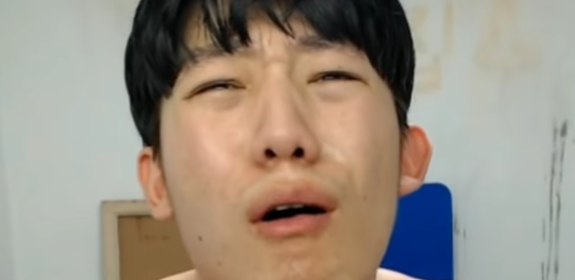 슬픔 침착맨 오열 눈물 즙 억울 서러움 찌질 표정 짤