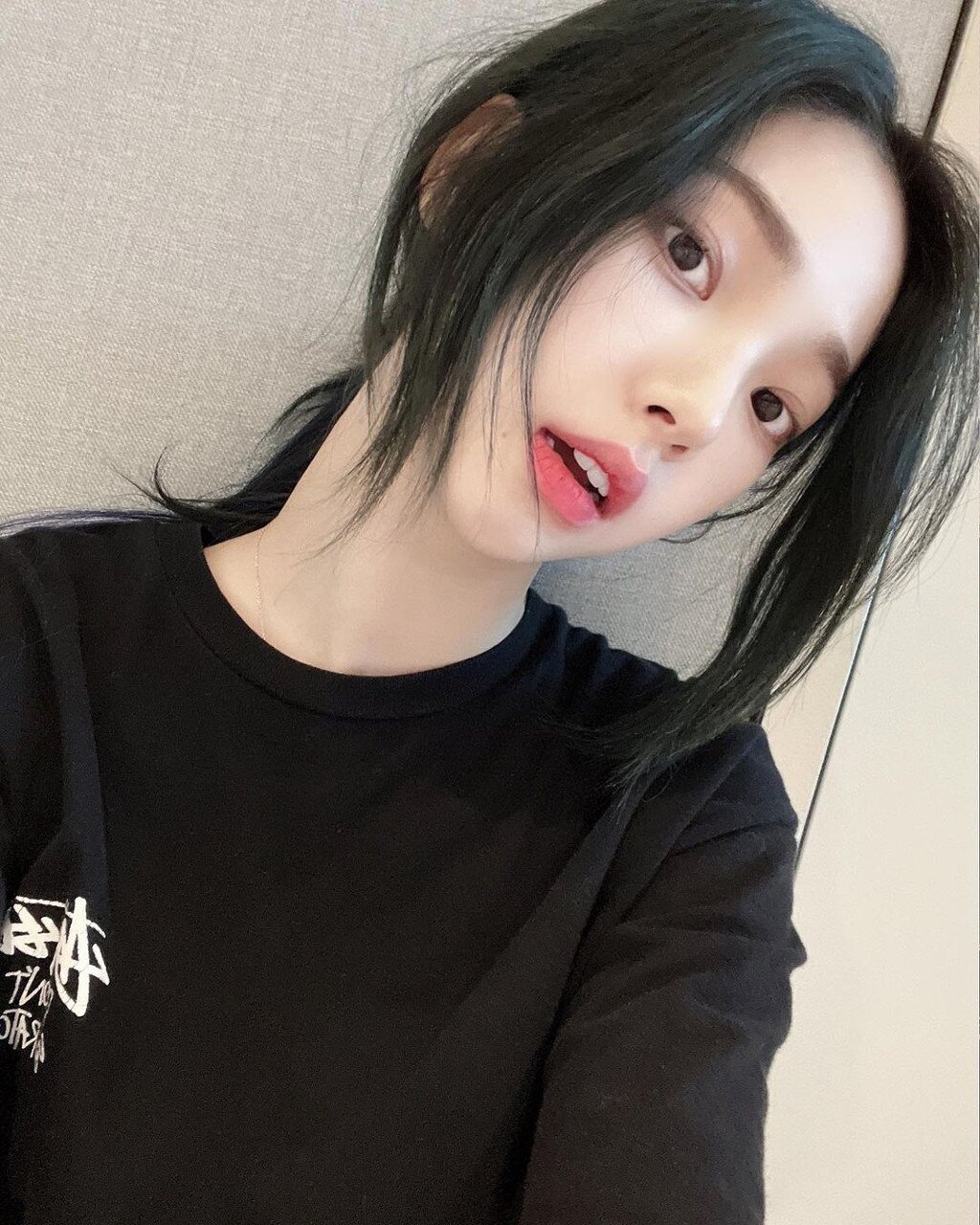 카리나 셀카 짤방 여친짤 에스파 예쁜 아이돌 걸그룹 AESPA Karina