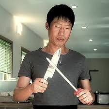 유해진 칼갈이 식칼 슥슥