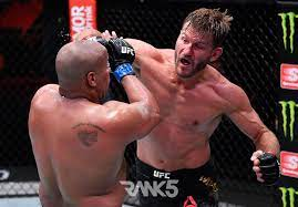 미오치치 코미어 UFC 격투기 펀치 타격 상남자 사이다 분노 한방