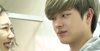 조이 코털 엄청 기네 조이 콧털 코털 육성재