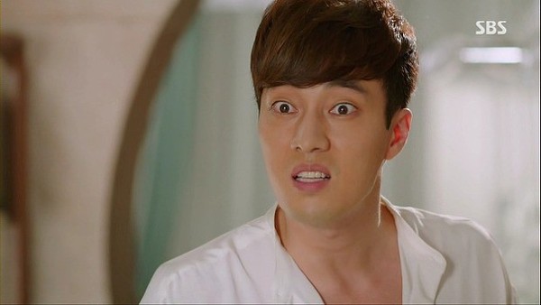 희번득 눈빛 표정 열받은 화난 화나 짜증 표정 소지섭 열받아 화남