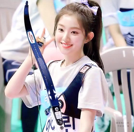 아육대 아이린 레드벨벳 브이 V 양궁 미소