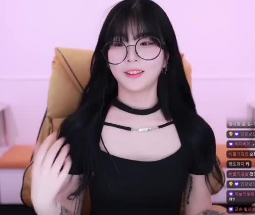장주님 치지직 여성 스트리머 방송 영상
