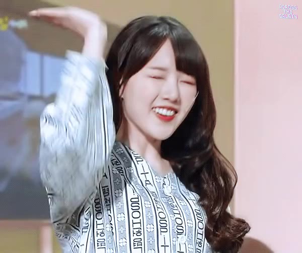 꼬끼오 닭 꼬끼오 여자친구 아이돌