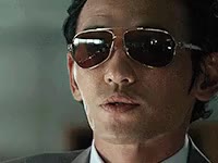 빨대 신세계 황정민 정청 빨대들 무지하니 꽂아 드셨구만 배신 스파이 분노