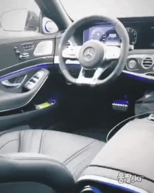 벤츠 자율주행.gif