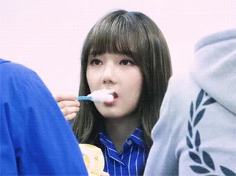 응응 그래그래 그랬구나 알겠어 끄덕끄덕