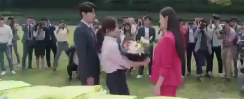 별로 안 친한 남매 때문에 빵 터진 서현진 "재밌네요ㅎㅎ" 뷰티 인사이드