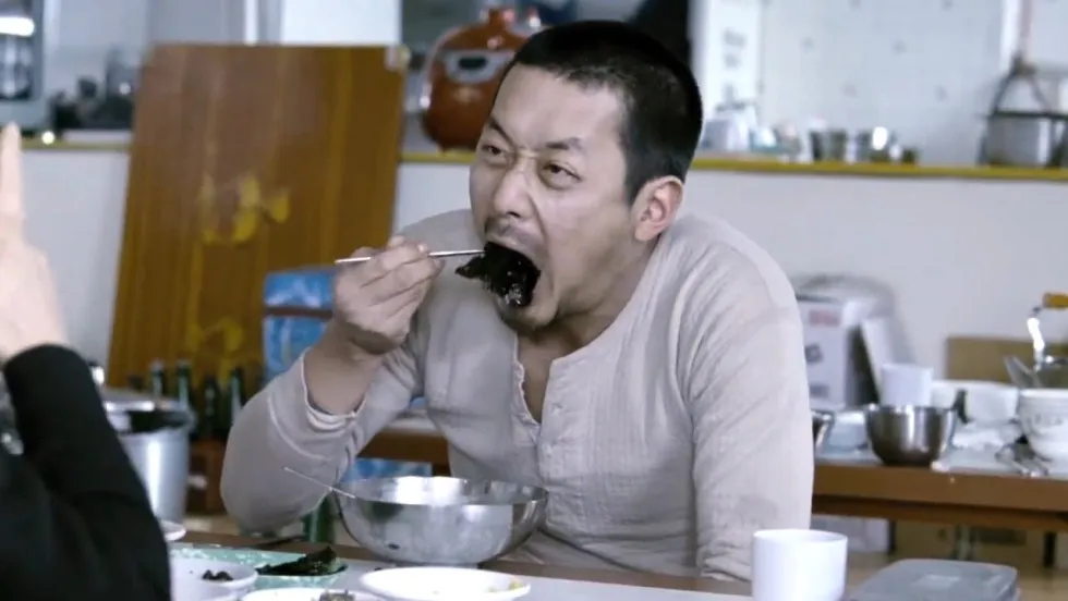 세웅 하정우 먹방 황해 우걱우걱 배고픔 식사 레전드