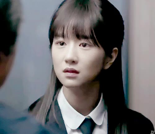 0 구해줘 서예지 바라봄 애절