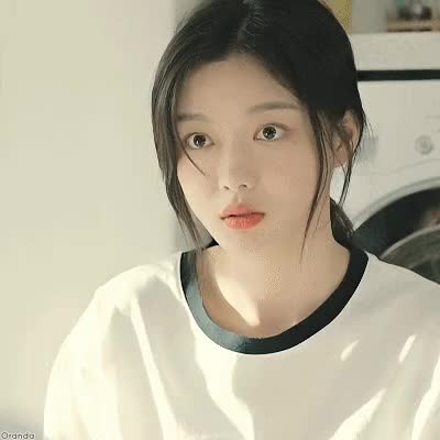 김유정 여배우 움짤 영상 예쁜 연예인 배우