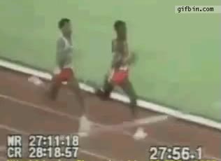 조심해 싸다구 한대맞아 더빨리가 육상