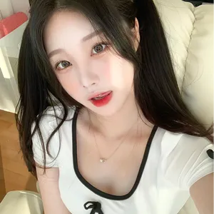 한갱 스트리머 양갈래 셀카 귀여움 여친짤 청순 미소 미녀 도도한 search_rank_high_keywords_here_as_requested_by_user_prompt_instr