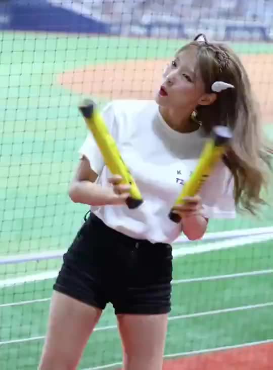 천소윤 치어리더 움짤 치어 리더 KBO