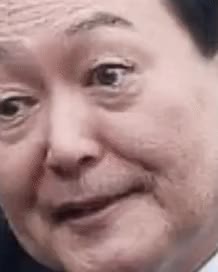 굥석열 윤석열 표정 썩소 어이없음 당황 클로즈업 부담