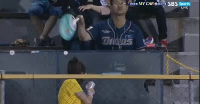 치어리더 부채질