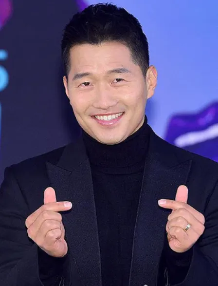 김인우좋아 강형욱 개통령 손가락하트 미소 사랑 고백 좋아 행복 긍정