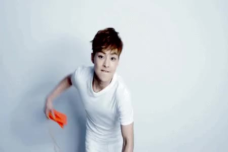 점프 시우민 EXO