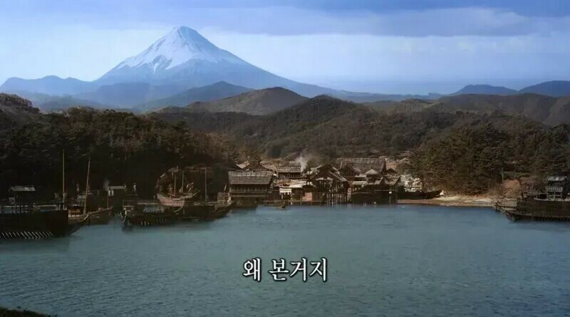 왜 본거지 한산 영화 후회 허무 당황 황당 영상 짤 시청