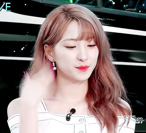 은서 우주소녀 손부채 근데예쁨