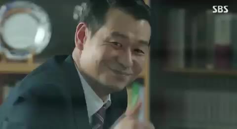 엄지 박혁권 따봉 엄지척 최고 칭찬 억지웃음 썩소 아재 만족