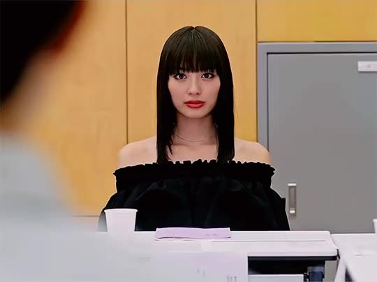 우치다 리오 일본 여자 배우 연예인 예쁜 여배우
