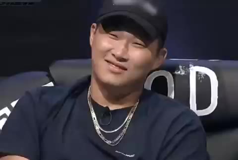 스윙스의 미소 스윙스 쇼미더머니777 미소 웃음