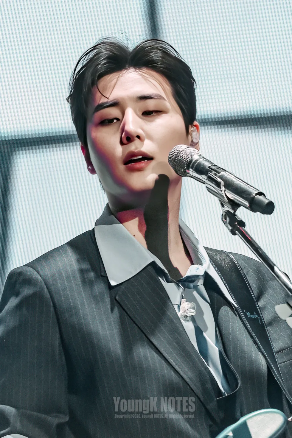 데이식스 영케이 강영현 무대 공연 정장 아련 감성 레전드 수트