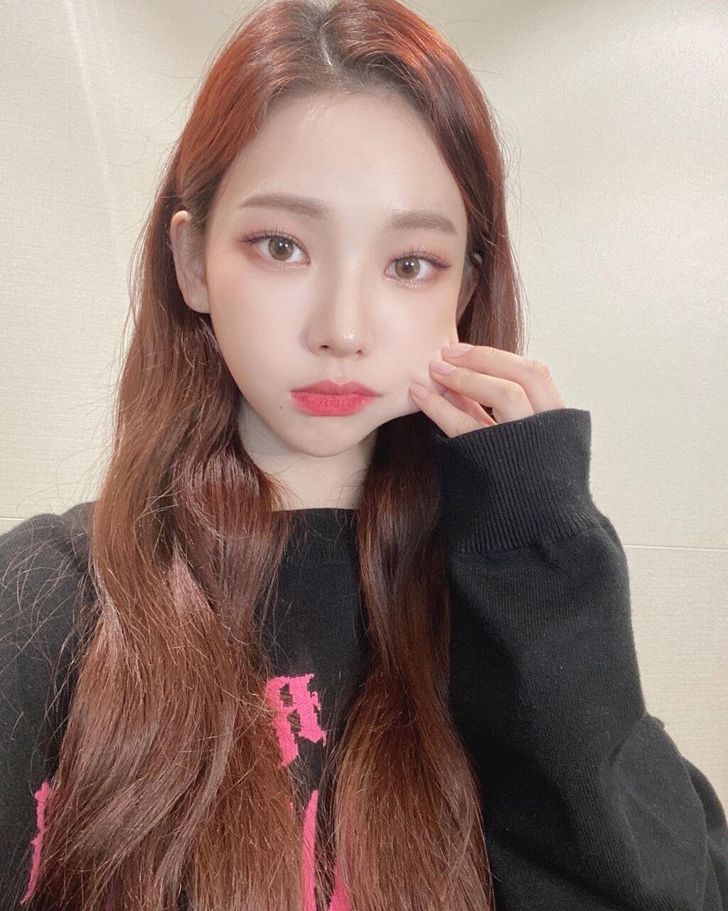 카리나 셀카 짤방 여친짤 에스파 예쁜 아이돌 걸그룹 AESPA Karina