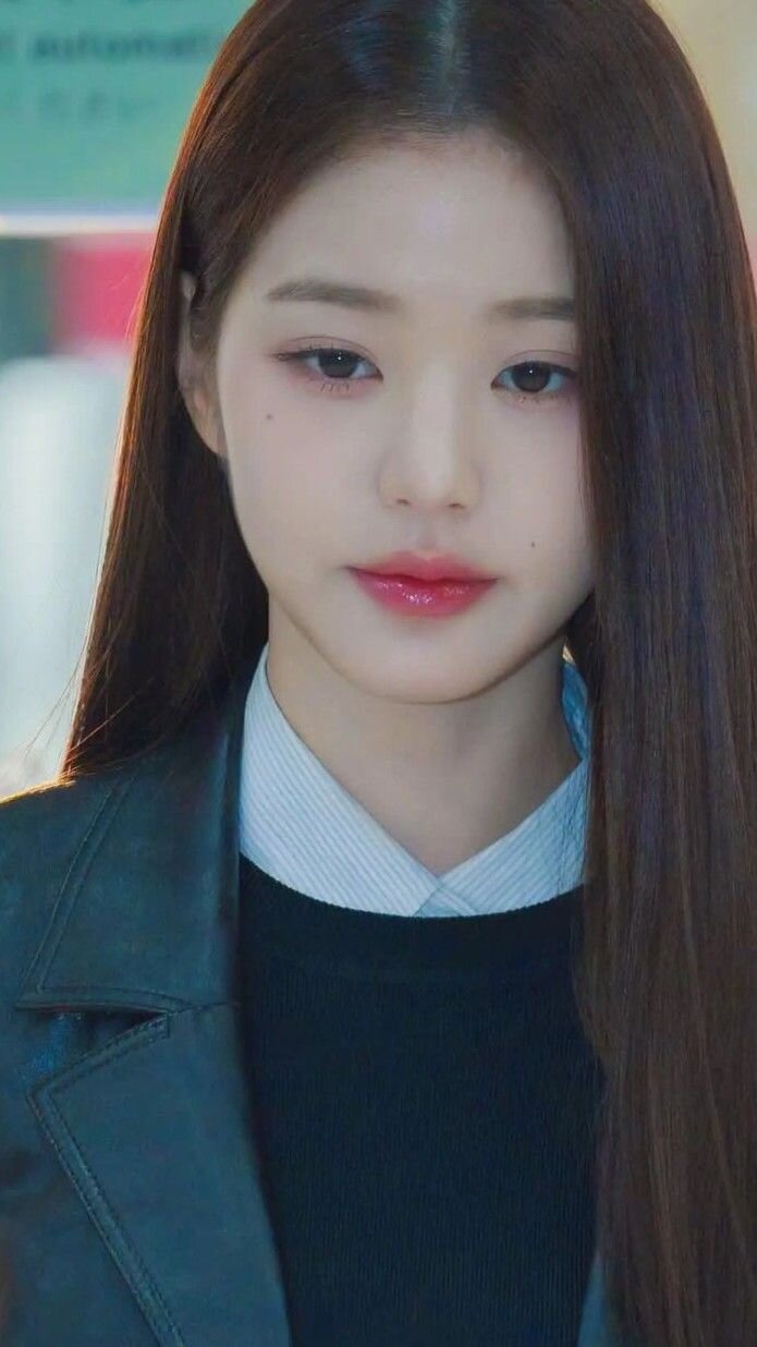 장원영 아이브 IVE 셀카 예쁜 얼굴 입술