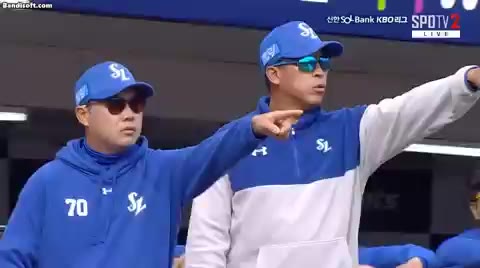 칼군무 삼성 라이온즈 박진만 동기화 삿대질 야구 웃긴 소름