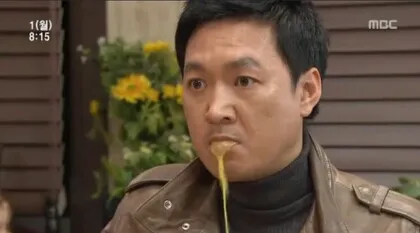 오렌지쥬스 앞태를 봐버렸다..! 헉