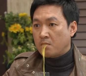 예나 선정이 딸이에요 오렌지 쥬스 드라마 입에서 컵으로 명장면 아침 드라마 레전드 원본